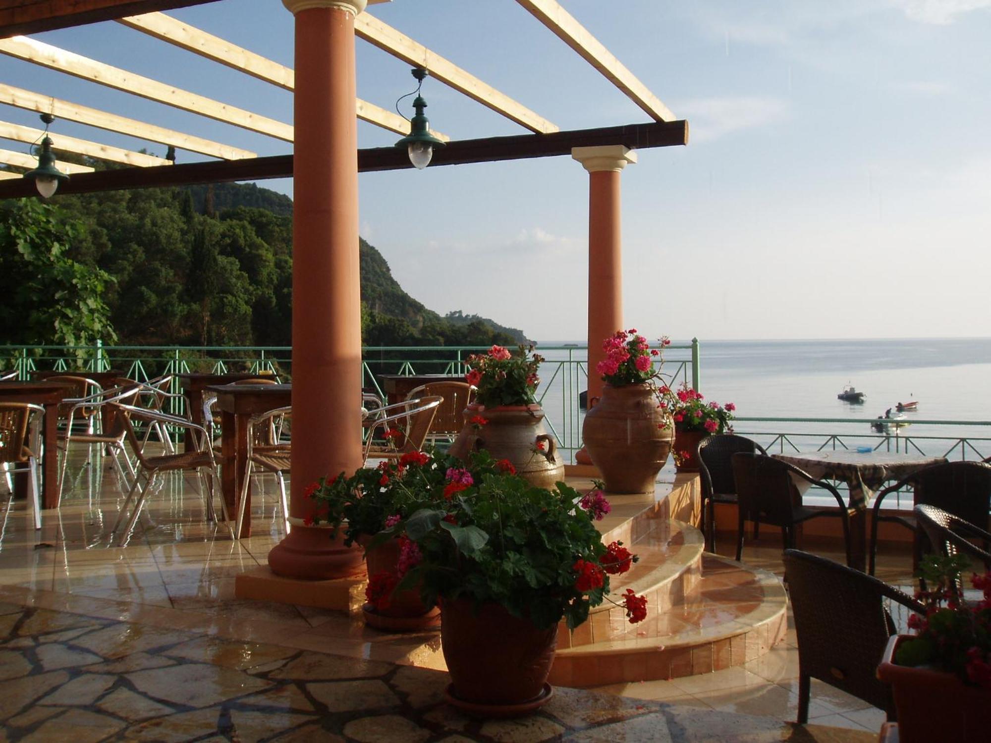 Blue Princess Hotel And Suites Liapades Dış mekan fotoğraf