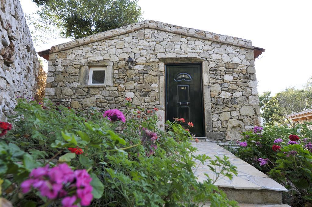 Blue Princess Hotel And Suites Liapades Dış mekan fotoğraf